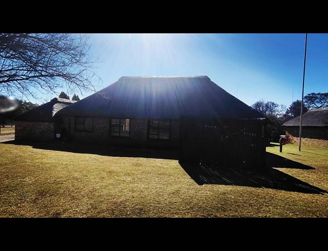 3 BEDROOM HOUSE FOR SALE IN RIVER LODGE ESTATE